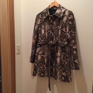 INC trench Coat S animal print